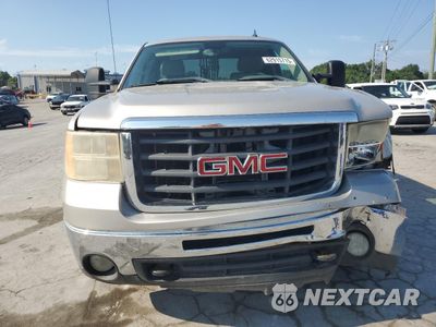 Piąte zdjęcie samochodu w środku: 2007 GMC SIERRA K2500 HEAVY DUTY VIN:1GTHK29K97E573425 - miniatura