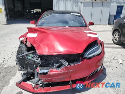 Piąte zdjęcie samochodu w środku: 2020 TESLA MODEL S VIN:5YJSA1E43LF382585 - miniatura