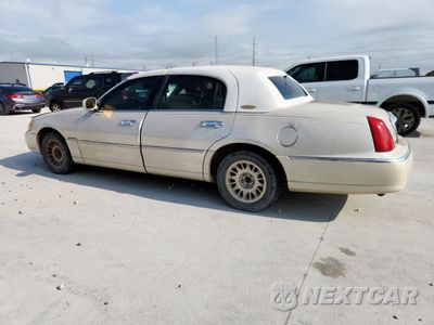 Drugie zdjęcie samochodu z przodu: 1999 LINCOLN TOWN CAR CARTIER VIN:1LNHM83W0XY607285 - miniatura
