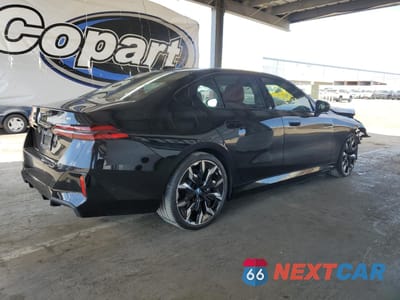 Trzecie zdjęcie samochodu z tyłu: 2024 BMW I5 EDRIVE 40 VIN:WBY33FK09RCR71786 - miniatura