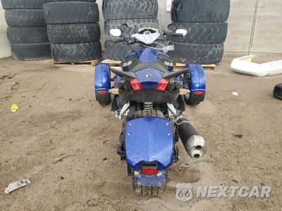 Czwarte zdjęcie samochodu z boku: 2010 CAN-AM SPYDER ROADSTER RS-S VIN:2BXJAMC17AV000136 - miniatura