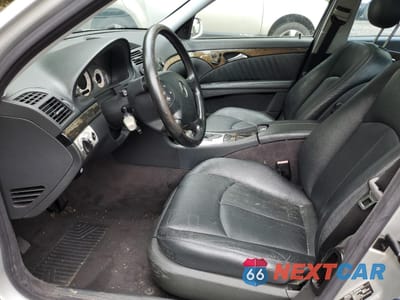 Zdjęcie 7 z 12 samochodu: 2003 MERCEDES-BENZ E 500 VIN:WDBUF70J23A148794 - miniatura