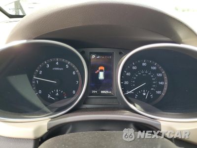 Zdjęcie 9 z 16 samochodu: 2018 HYUNDAI SANTA FE SE ULTIMATE VIN:KM8SRDHF6JU265770 - miniatura