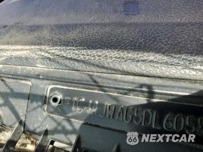 Zdjęcie 14 z 14 samochodu: 2013 JEEP WRANGLER SPORT VIN:1C4AJWAG5DL605832 - miniatura