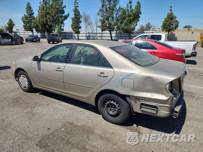Drugie zdjęcie samochodu z przodu: 2002 TOYOTA CAMRY LE VIN:JTDBE32K620099503 - miniatura
