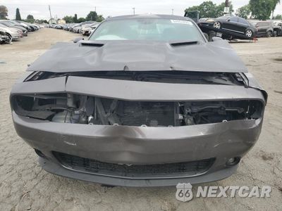 Piąte zdjęcie samochodu w środku: 2015 DODGE CHALLENGER SXT PLUS VIN:2C3CDZBT2FH788950 - miniatura