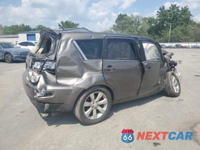 Trzecie zdjęcie samochodu z tyłu: 2011 MITSUBISHI OUTLANDER GT VIN:JA4JT5AX3BU019863 - miniatura