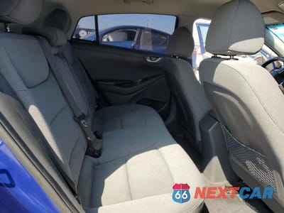 Zdjęcie 10 z 13 samochodu: 2022 HYUNDAI IONIQ SE VIN:KMHC75LC8NU273145 - miniatura