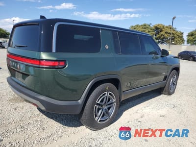 Trzecie zdjęcie samochodu z tyłu: 2025 RIVIAN R1S ADVENTURE VIN:7PDSGBBA3SN047964 - miniatura