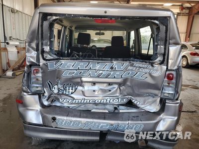 Zdjęcie 6 z 12 samochodu: 2005 TOYOTA SCION XB VIN:JTLKT324550178614 - miniatura