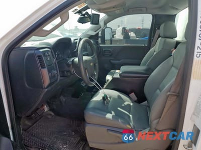 Zdjęcie 7 z 13 samochodu: 2015 CHEVROLET SILVERADO C3500 VIN:1GB3CYCG7FZ544712 - miniatura