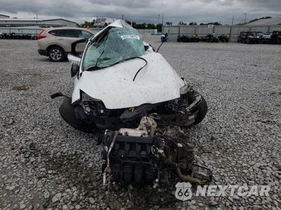 Piąte zdjęcie samochodu w środku: 2014 FORD FOCUS SE VIN:1FADP3F2XEL176086 - miniatura
