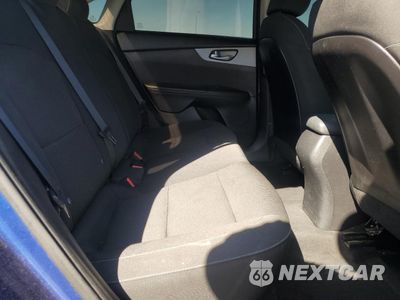 Zdjęcie 10 z 14 samochodu: 2019 KIA FORTE FE VIN:3KPF24AD1KE048775 - miniatura