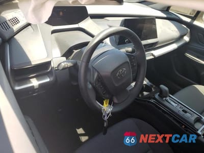 Zdjęcie 8 z 13 samochodu: 2025 TOYOTA PRIUS LE VIN:JTDACAAU6S3048977 - miniatura
