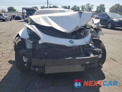 Piąte zdjęcie samochodu w środku: 2021 KIA STINGER VIN:KNAE15LA3M6091608 - miniatura