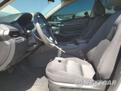 Zdjęcie 7 z 14 samochodu: 2019 NISSAN ALTIMA S VIN:1N4BL4BV7KN322369 - miniatura