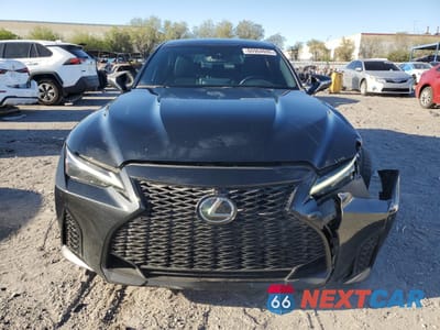 Piąte zdjęcie samochodu w środku: 2022 LEXUS IS 500 F SPORT VIN:JTHAP1D29N5002033 - miniatura