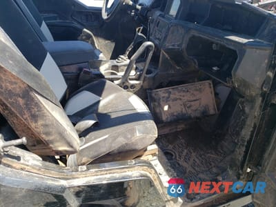 Piąte zdjęcie samochodu w środku: 2023 POLARIS GENERAL XP - ATV AND UTILITY VEHICLES VIN:3NSGXK995PM392230 - miniatura