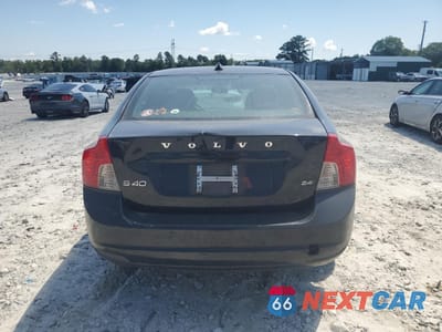 Zdjęcie 6 z 12 samochodu: 2010 VOLVO S40 2.4I VIN:YV1382MS0A2507929 - miniatura