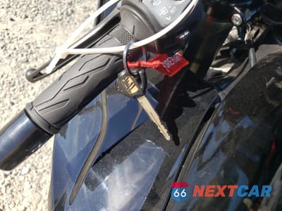 Zdjęcie 8 z 10 samochodu: 2022 SUZUKI GSX1300 RR VIN:JS1EJ11DXN7100030 - miniatura