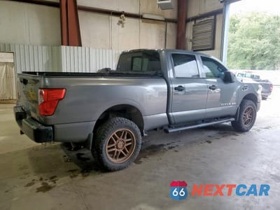 Trzecie zdjęcie samochodu z tyłu: 2017 NISSAN TITAN XD S VIN:1N6BA1F36HN522222 - miniatura