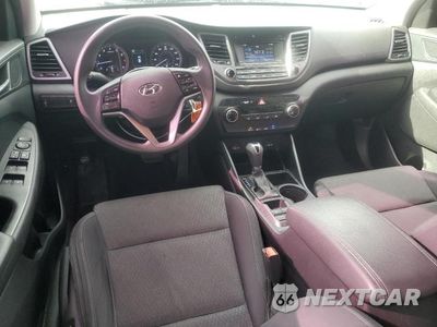 Zdjęcie 8 z 13 samochodu: 2017 HYUNDAI TUCSON SE VIN:KM8J23A46HU300627 - miniatura