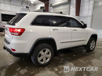 Trzecie zdjęcie samochodu z tyłu: 2011 JEEP GRAND CHEROKEE OVERLAND VIN:1J4RR6GT2BC605813 - miniatura