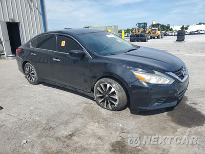Czwarte zdjęcie samochodu z boku: 2018 NISSAN ALTIMA 2.5 VIN:1N4AL3APXJC156531 - miniatura