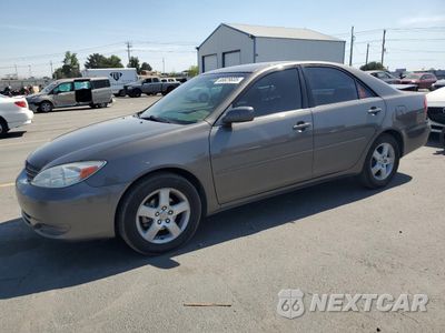 2003 TOYOTA CAMRY LE 4T1BE32K73U768206 - główne zdjęcie licytacji z USA - miniatura