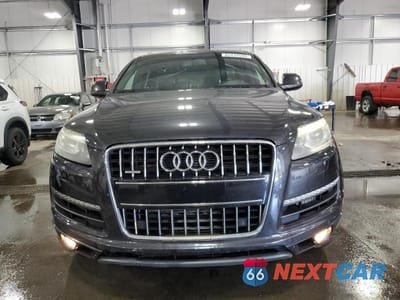 Piąte zdjęcie samochodu w środku: 2011 AUDI Q7 VIN:WA1WMAFE4BD002184 - miniatura