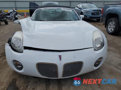 Piąte zdjęcie samochodu w środku: 2007 PONTIAC SOLSTICE VIN:1G2MB35BX7Y118208 - miniatura