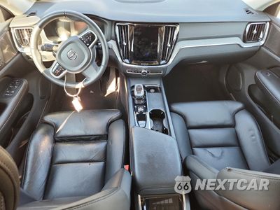 Zdjęcie 8 z 13 samochodu: 2022 VOLVO S60 B5 INSCRIPTION VIN:7JRL12TL0NG161640 - miniatura