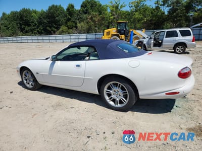 Drugie zdjęcie samochodu z przodu: 2001 JAGUAR XK8 VIN:SAJDA42C51NA15664 - miniatura