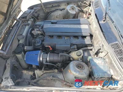 Zdjęcie 11 z 12 samochodu: 1987 BMW 3 SERIES VIN:WBAAC510002807904 - miniatura