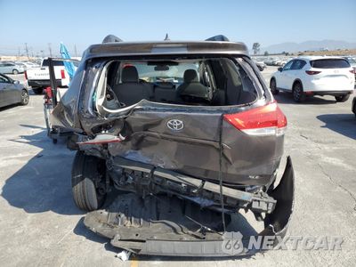 Zdjęcie 6 z 14 samochodu: 2013 TOYOTA SIENNA XLE VIN:5TDYK3DC9DS403707 - miniatura