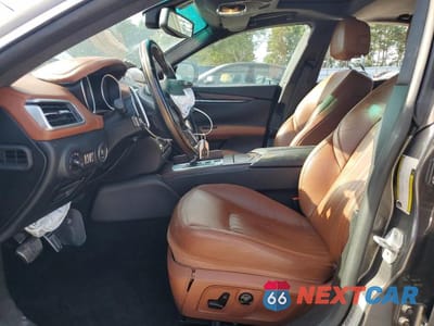 Zdjęcie 7 z 12 samochodu: 2014 MASERATI GHIBLI S VIN:ZAM57RTA3E1107700 - miniatura