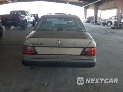 Zdjęcie 6 z 13 samochodu: 1990 MERCEDES-BENZ 300 E VIN:WDBEA30D2LB121367 - miniatura
