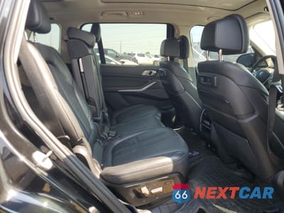 Zdjęcie 11 z 14 samochodu: 2020 BMW X7 XDRIVE40I VIN:5UXCW2C08L9C16036 - miniatura