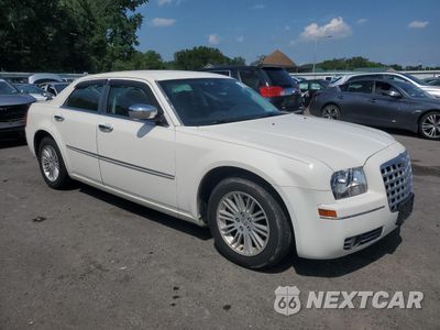 Czwarte zdjęcie samochodu z boku: 2010 CHRYSLER 300 TOURING VIN:2C3CA4CD2AH198730 - miniatura