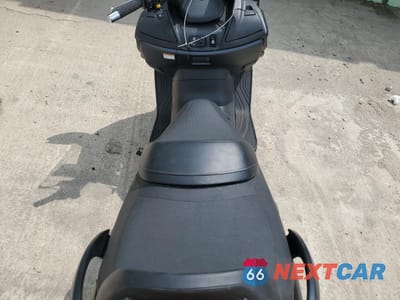 Zdjęcie 6 z 9 samochodu: 2016 SUZUKI AN650 A VIN:JS1CP51B0G2100128 - miniatura