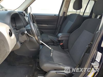 Zdjęcie 7 z 12 samochodu: 2012 JEEP PATRIOT LATITUDE VIN:1C4NJRFBXCD633702 - miniatura