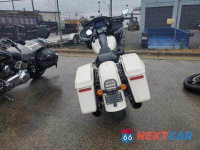 Czwarte zdjęcie samochodu z boku: 2023 HARLEY-DAVIDSON FLTRXST VIN:1HD1ACL19PB651678 - miniatura