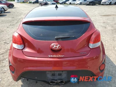 Zdjęcie 6 z 12 samochodu: 2015 HYUNDAI VELOSTER TURBO VIN:KMHTC6AE2FU218987 - miniatura