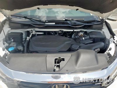 Zdjęcie 13 z 15 samochodu: 2022 HONDA ODYSSEY ELITE VIN:5FNRL6H90NB025932 - miniatura
