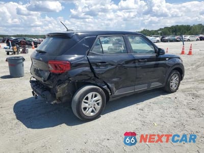 Trzecie zdjęcie samochodu z tyłu: 2023 HYUNDAI VENUE SE VIN:KMHRB8A3XPU210449 - miniatura