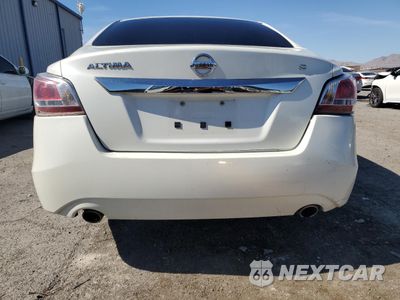 Zdjęcie 6 z 14 samochodu: 2015 NISSAN ALTIMA 2.5 VIN:1N4AL3AP8FC166692 - miniatura