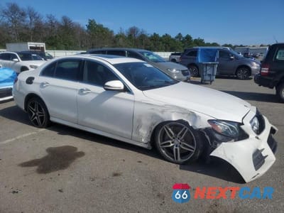 Czwarte zdjęcie samochodu z boku: 2017 MERCEDES-BENZ E 300 4MATIC VIN:WDDZF4KB6HA110283 - miniatura