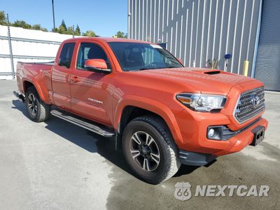 Czwarte zdjęcie samochodu z boku: 2017 TOYOTA TACOMA ACCESS CAB VIN:5TFRZ5CN9HX041439 - miniatura