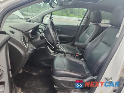 Zdjęcie 7 z 12 samochodu: 2019 CHEVROLET TRAX 1LT VIN:KL7CJPSB7KB862542 - miniatura
