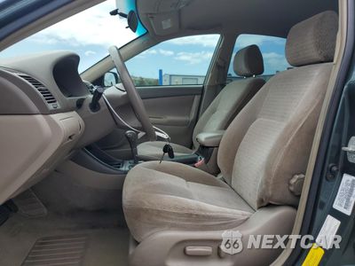 Zdjęcie 7 z 14 samochodu: 2002 TOYOTA CAMRY LE VIN:4T1BF30KX2U526217 - miniatura